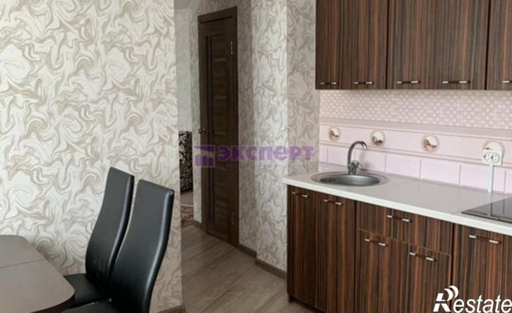 3-комн квартира ул Революции, 181,  д. 181