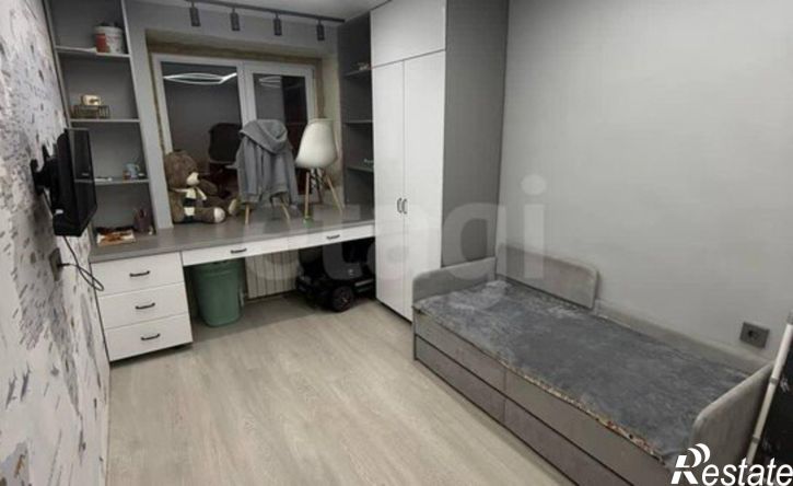 3-комн квартира улица Карбышева, 7,  д. 7