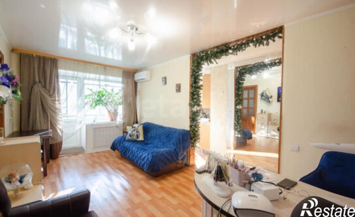 3-комн квартира Ялуторовск, улица Ленина, 35