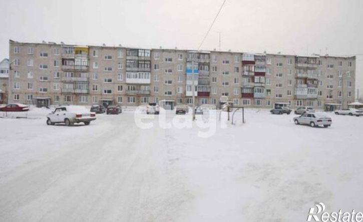3-комн квартира Заводоуковская улица, 2,  д. 2