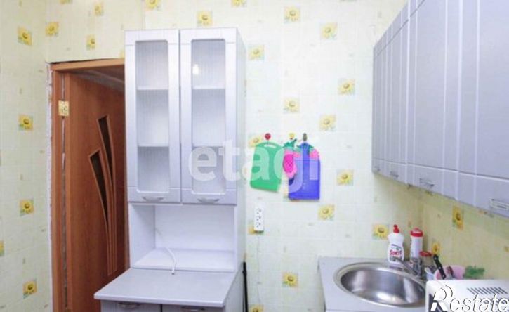 3-комн квартира Заводоуковская улица, 2,  д. 2