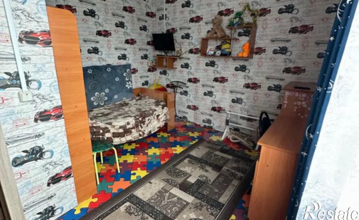 4-комн квартира Полевая улица, 13,  д. 13
