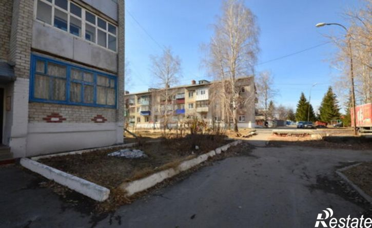 2-комн квартира улица 50 лет Октября, 8,  д. 8