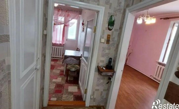 2-комн квартира Ялуторовск, улица Чкалова, 10