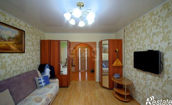 4-комн квартира ул Революции, 181,  д. 181