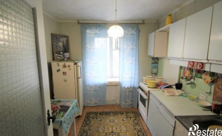 3-комн квартира ул 50 лет Октября, 8,  д. 8