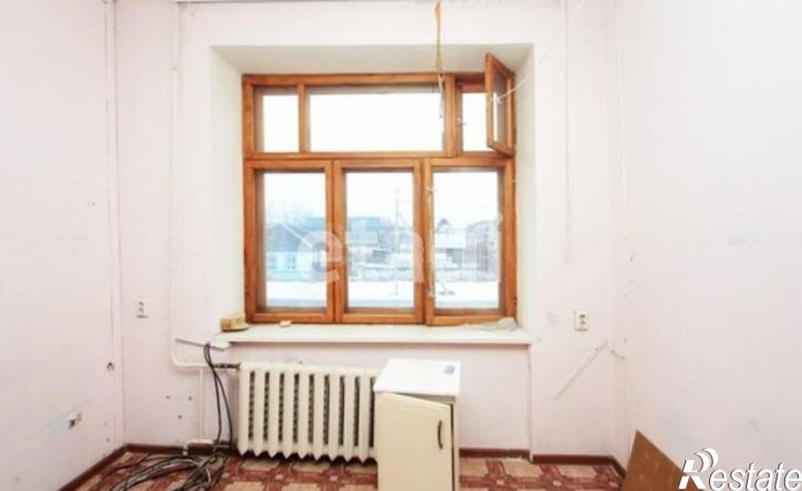 4-комн квартира ул Ватутина, 1,  д. 1