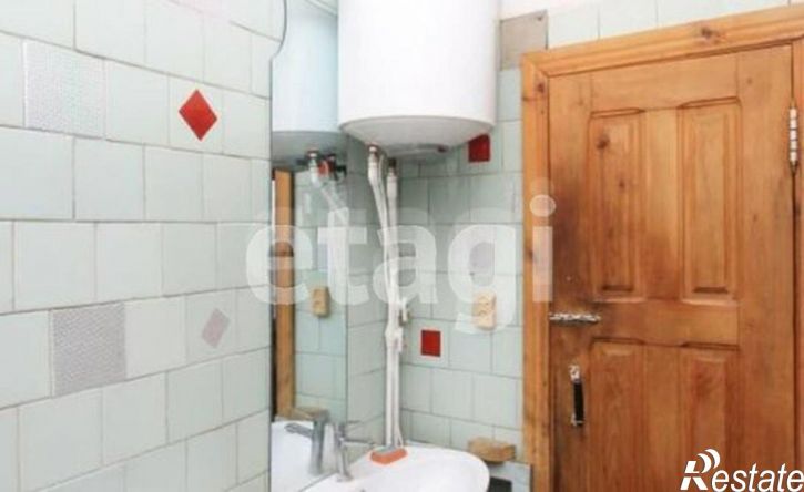 4-комн квартира ул Ватутина, 1,  д. 1