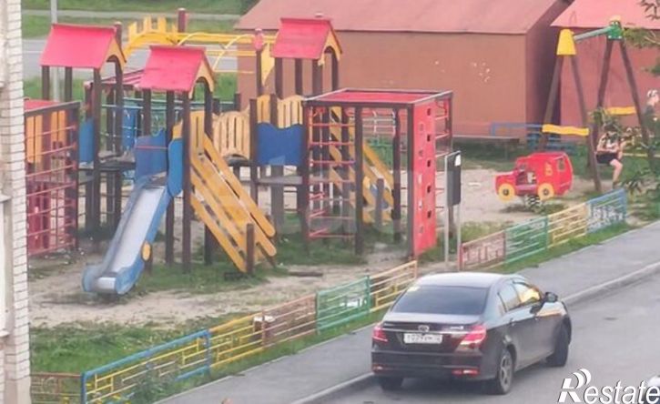 2-комн квартира ул Сергея Лазо, 2,  д. 2