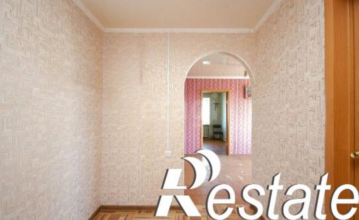 4-комн квартира улица Новикова, 28,  д. 28