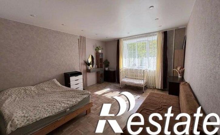 2-комн квартира улица Свердлова, 42,  д. 42