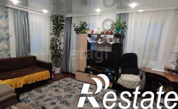 3-комн квартира улица Седова, 20,  д. 20