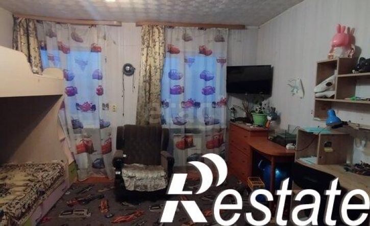 3-комн квартира улица Седова, 20,  д. 20