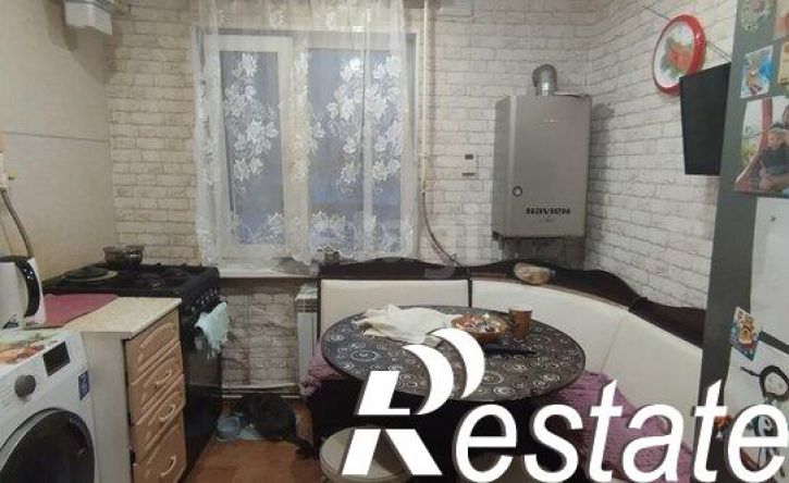 3-комн квартира улица Седова, 20,  д. 20