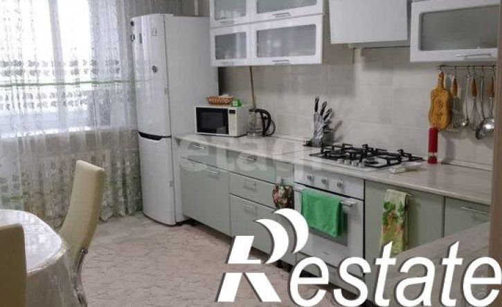4-комн квартира улица Революции, 131А,  д. 131А