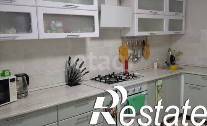 4-комн квартира улица Революции, 131А,  д. 131А