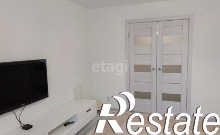 4-комн квартира улица Революции, 131А,  д. 131А